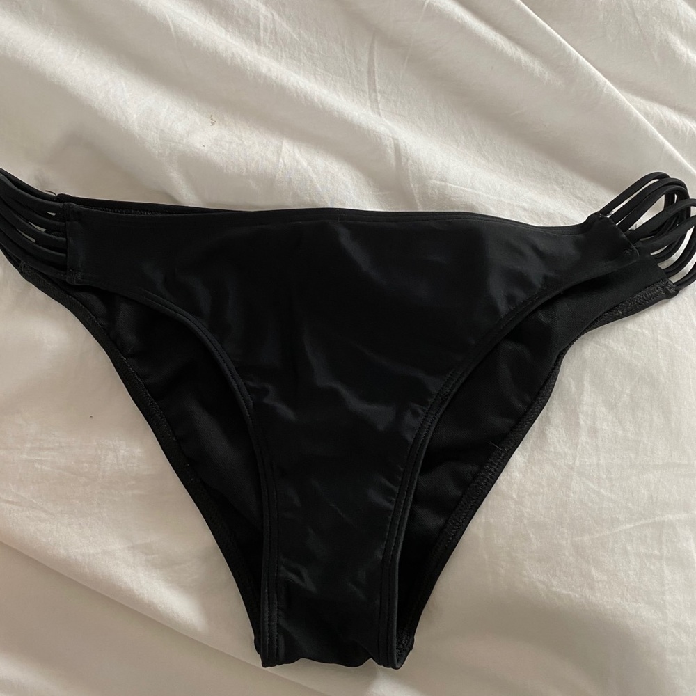 hollister bikini bottom